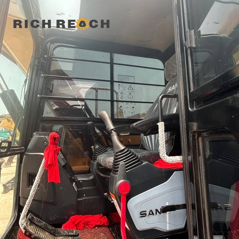 Bucket and linkage mechanism of a 2020 SANY 65C excavator, priced at $13,889